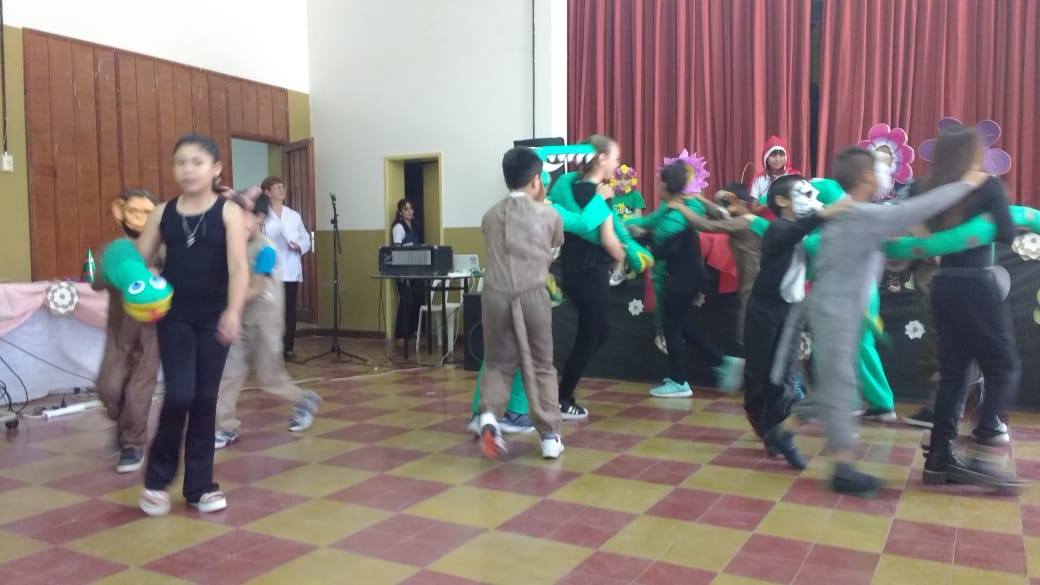 08c563a0-afbc-471c-946f-f95d330403d5