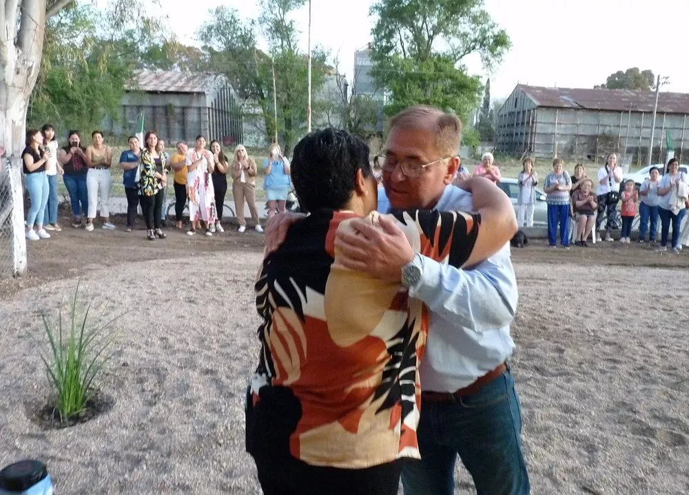 manos en acción 14 (FILEminimizer)