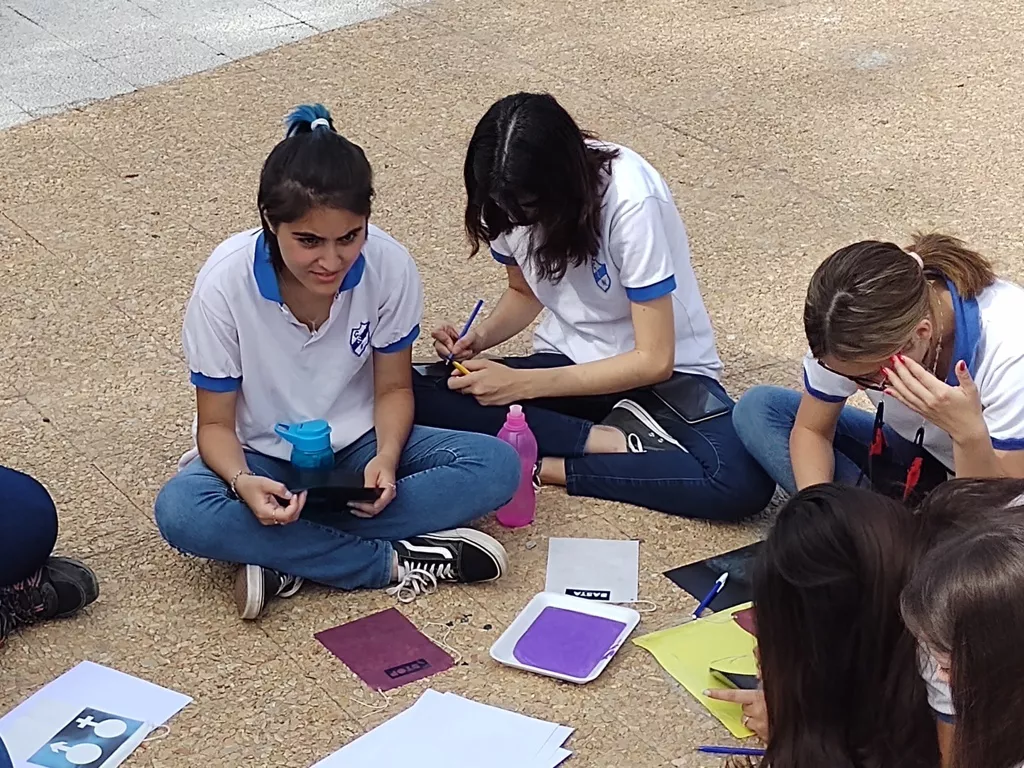 IMG_20211130_101232125_BURST000_COVER_COMP (FILEminimizer)