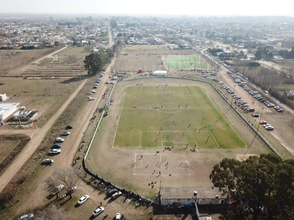 38909563_292792328152646_6532917906034917376_n