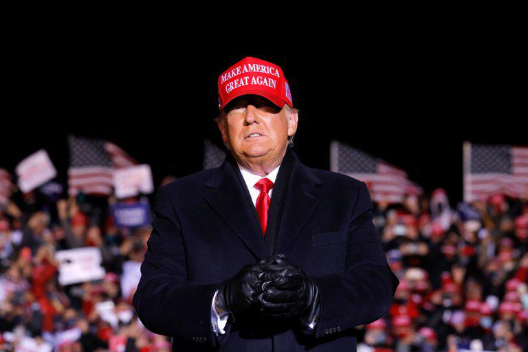 DONALD TRUMP