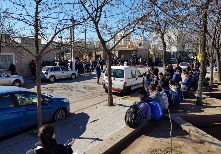 amenaza bomba epet 1