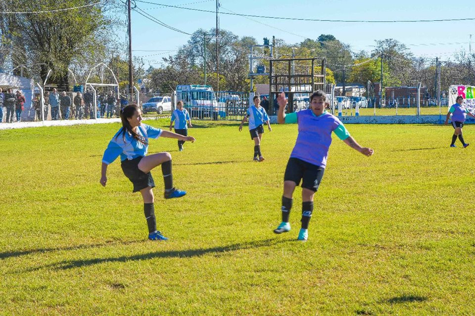 FUTBOL FEMENINO LAS PUMAS 1