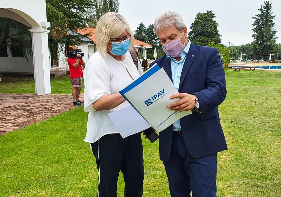 160741133_4174251939273971_422502363331386053_n-2