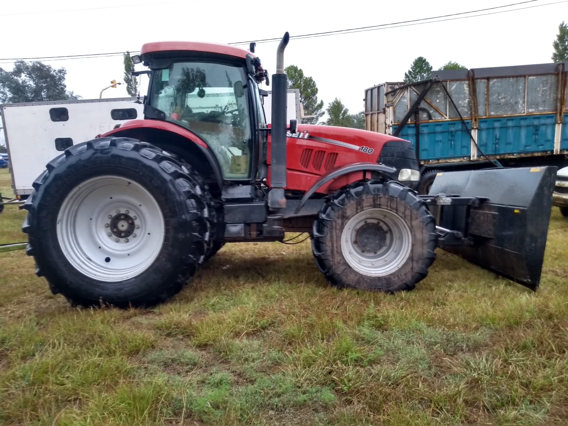 cdd47b2d-8dad-47a8-8b7f-70215d9ed2a9