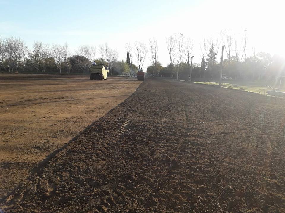 33467729_1926125470732449_2939824175453306880_n