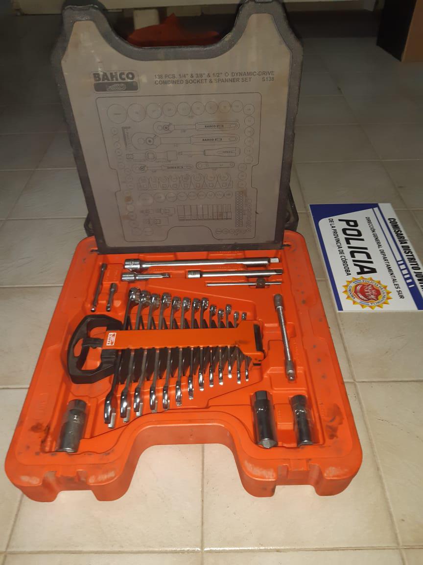 33c561d9-04b3-48be-8cd9-caf5a574dff8