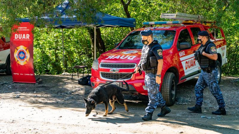 bomberos busqueda la falda_0