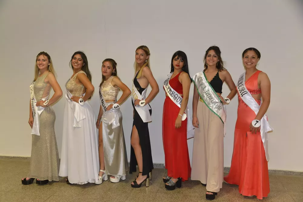 Fiesta de la Rosa reinasjpg