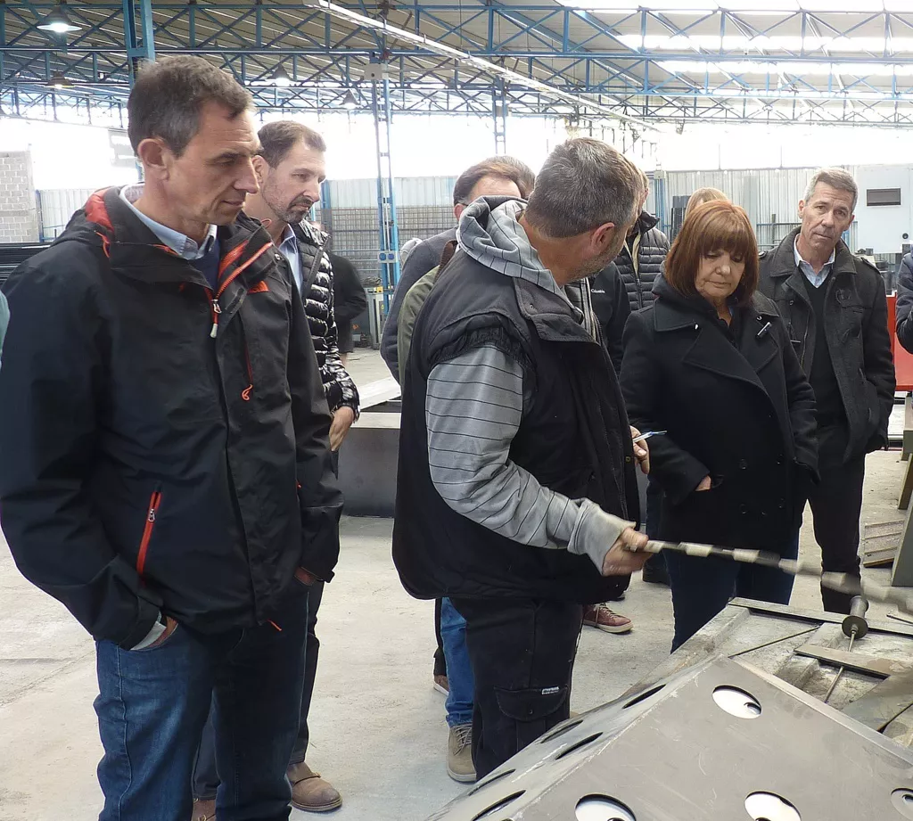 bullrich 11 (FILEminimizer)