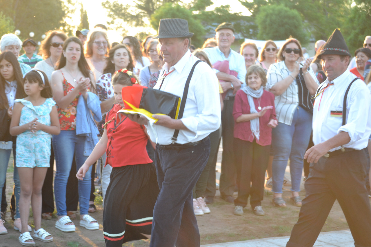 93221345-308f-423f-a978-4a9ae9986d1e