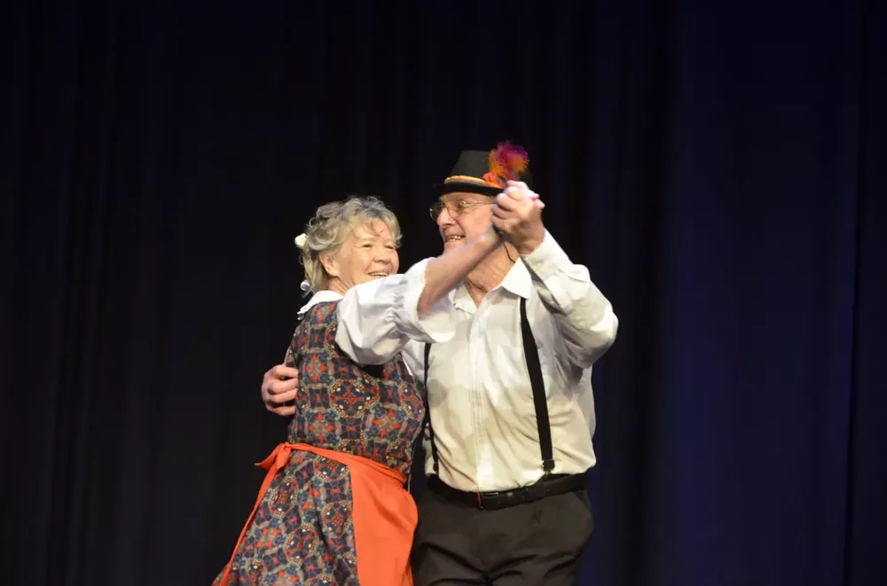 89069_danza-adultos-mayores-jcevita-2022-2.jfif