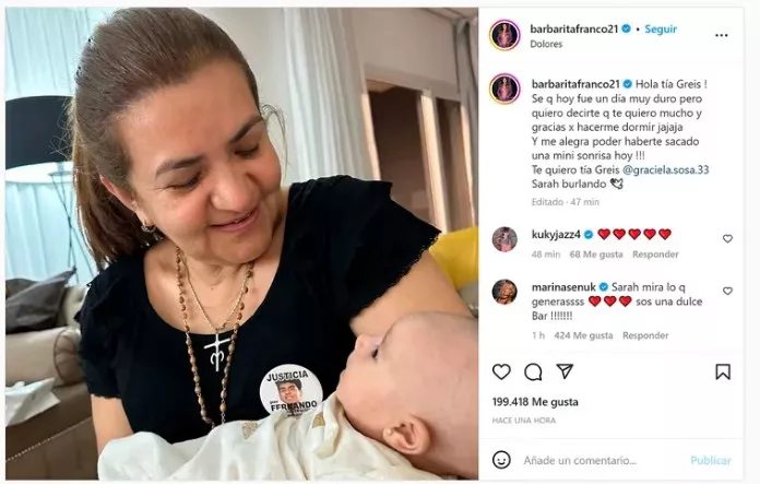 Mamá de Fernando con beba