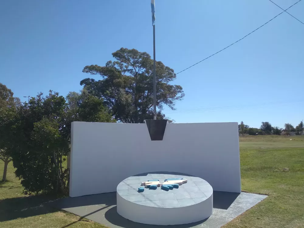 Monumento malvinas Realicó 2