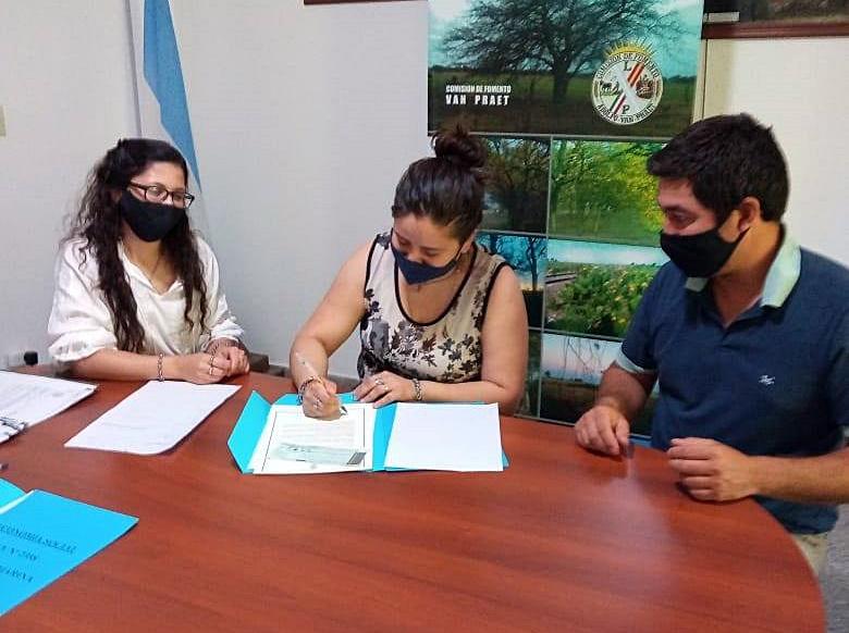 126441201_215044236720237_9025526623600452660_o