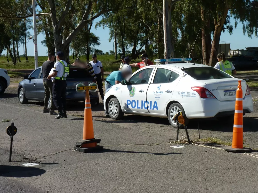 DETENIDOS ESTAFA SANTA ROSA 7 (FILEminimizer)