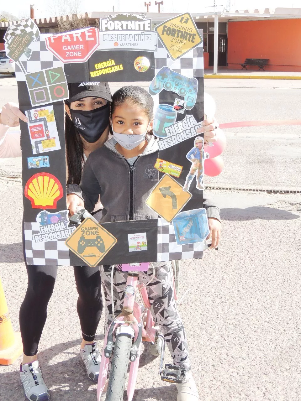 14313435-3aec-4268-8a46-4820ab4f6b4a