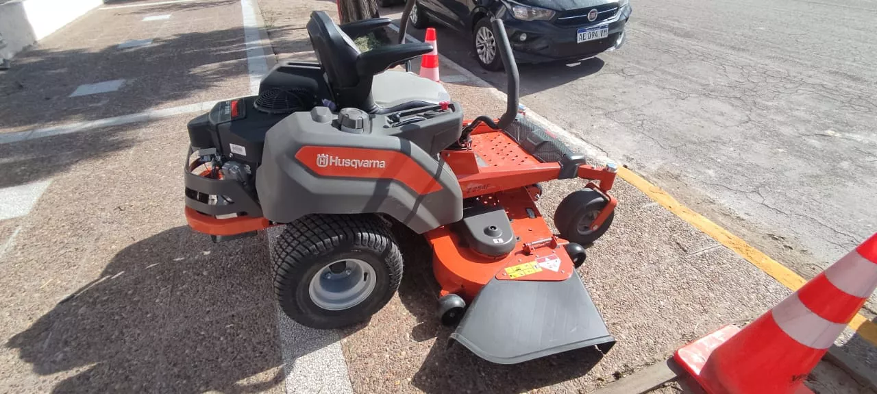 5321d422-1bbb-4ebf-89c7-e8978b9a30cc