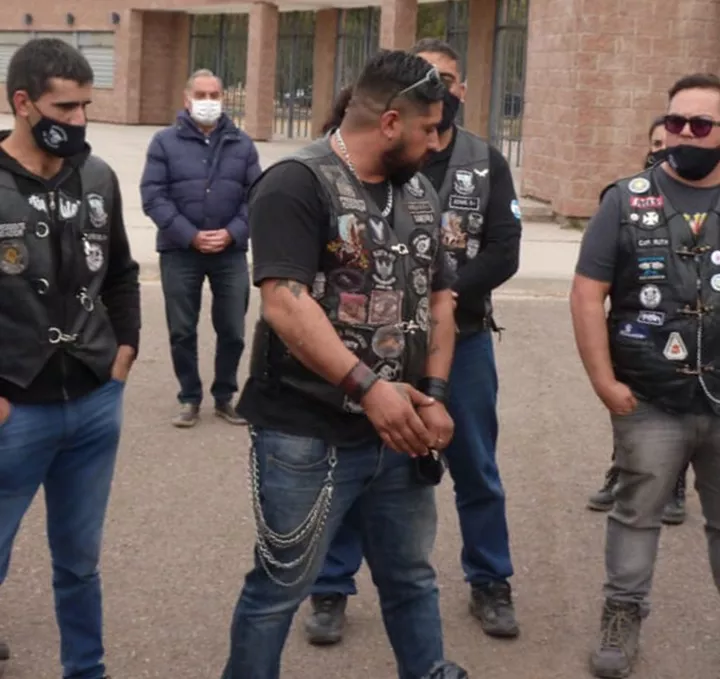 4a5674c6-69b7-43af-a8a6-86aadee91404