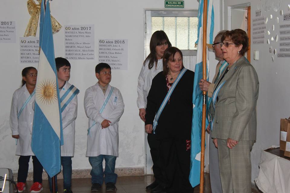 35472196_2138487969495120_2808100195659677696_n