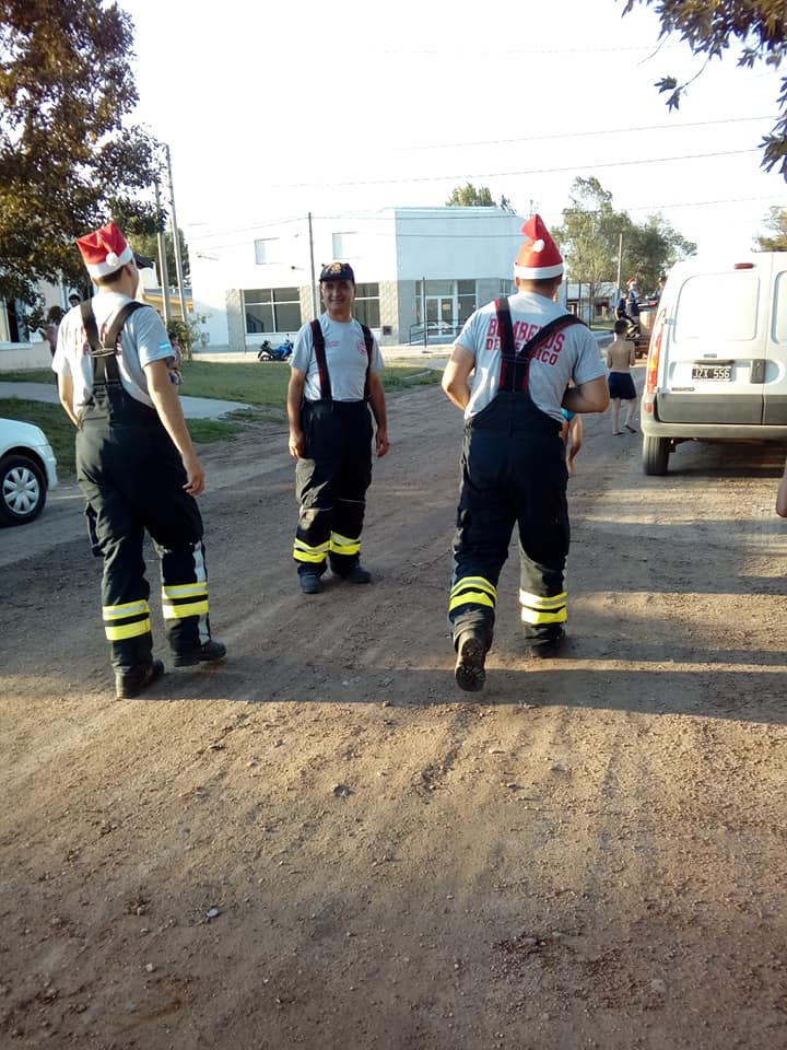 48386319_10213701083309062_1666879448982487040_n