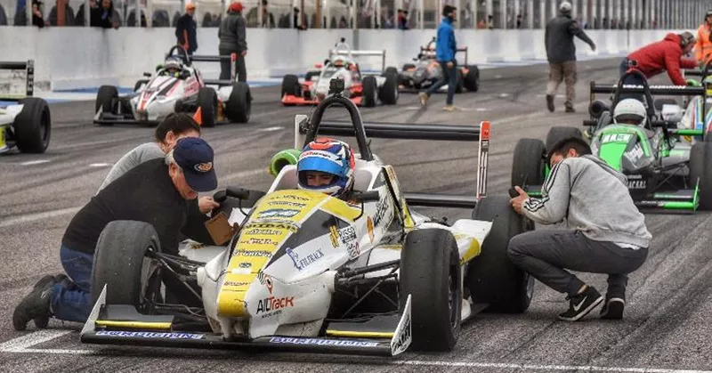 9c4ece28-641f-4e2b-9707-3c02ebc023ef