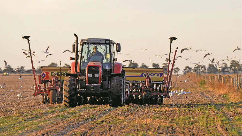 tractor tractorero trabajo operario rural