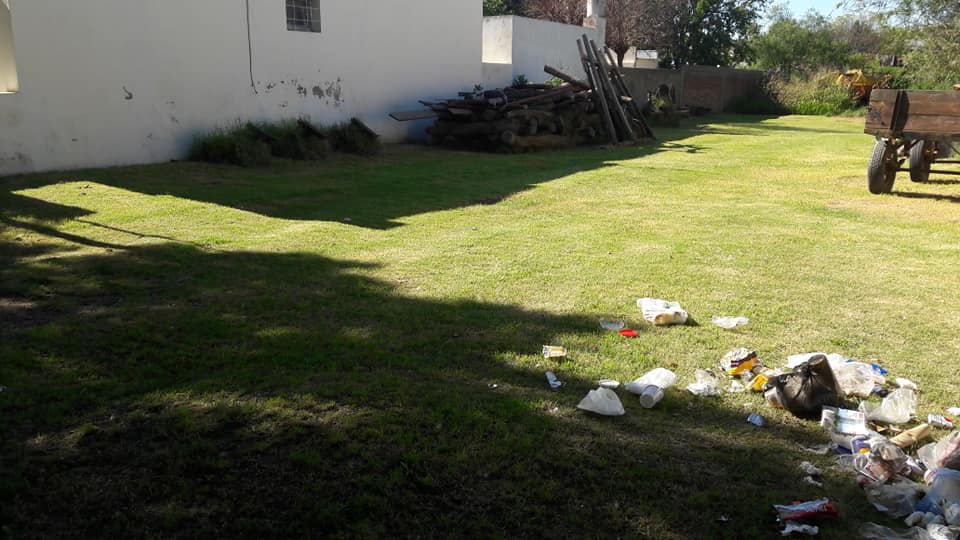 ALICIA GIMENEZ - BASURA 3