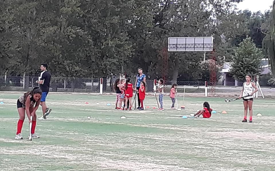 53392940_2338446149500377_7510768542132731904_n