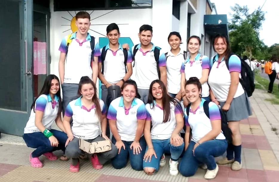 47235500_2196360093708984_5517429938946310144_n