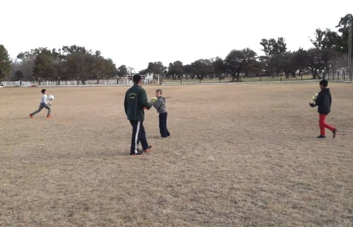 escuela-de-futbol-falucho1