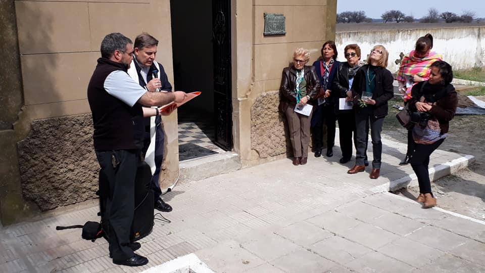 CEMENTERIO BENDICIÓN CAPILLA PARERA 11