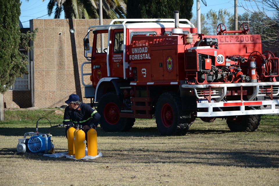 61197639_431075711040832_4609170834039242752_n