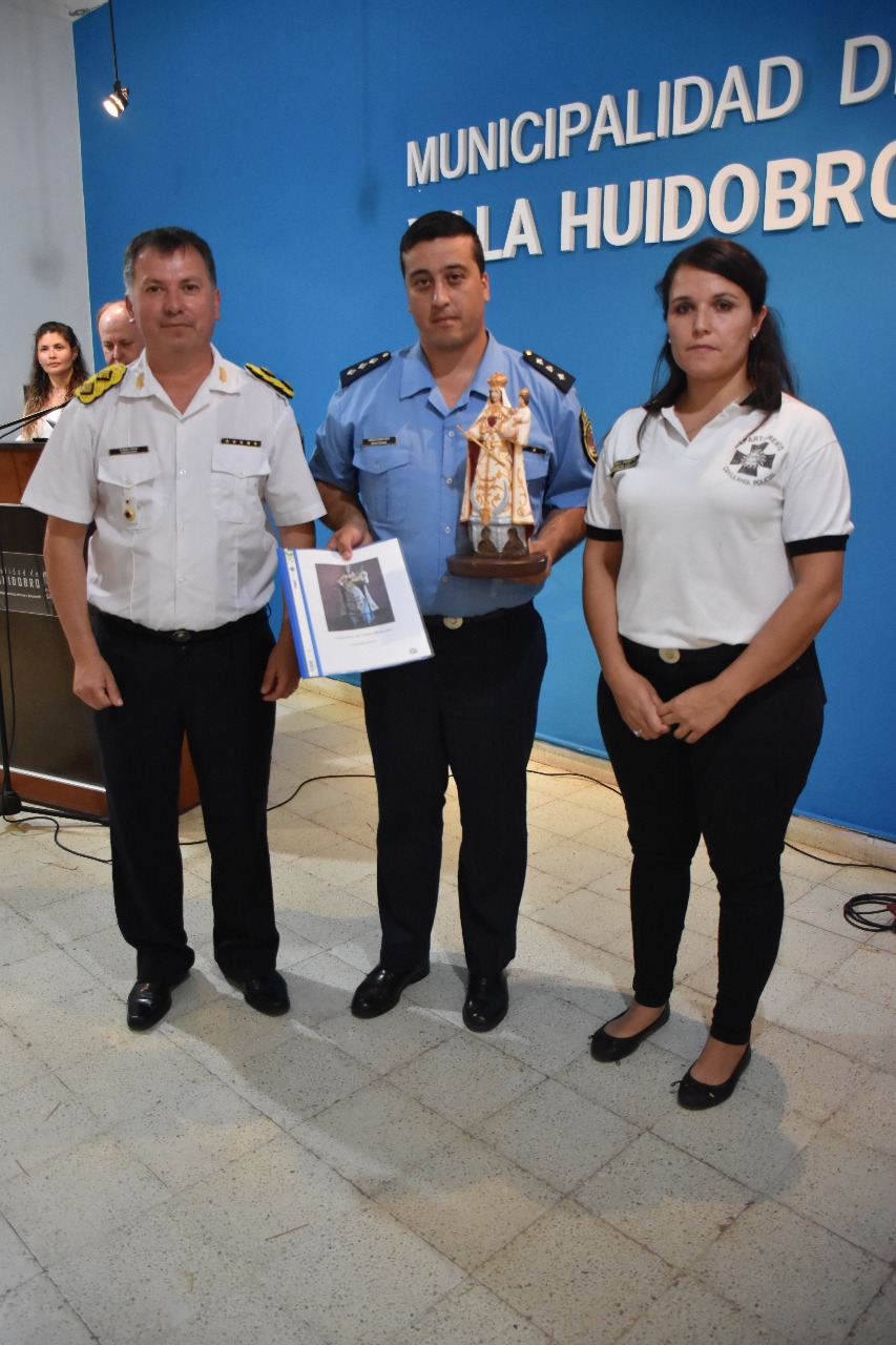 9d824439-89d3-4072-b1da-e5579f3d9522