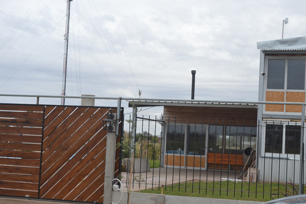 42e3e0ec-87ed-4605-8062-6a289d26e71b