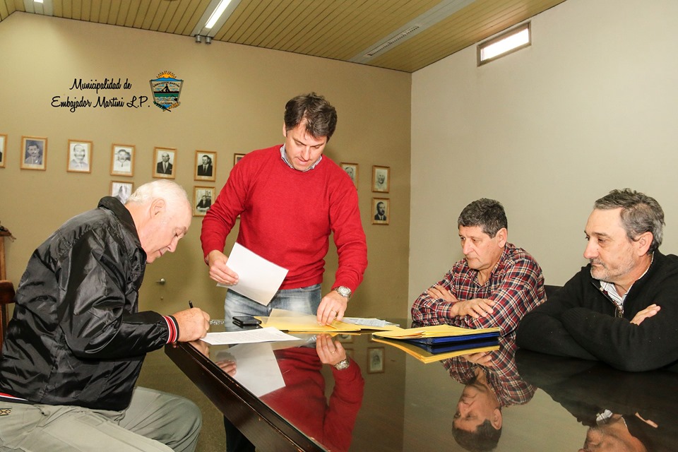 65314636_695721654190205_4924143901368909824_n