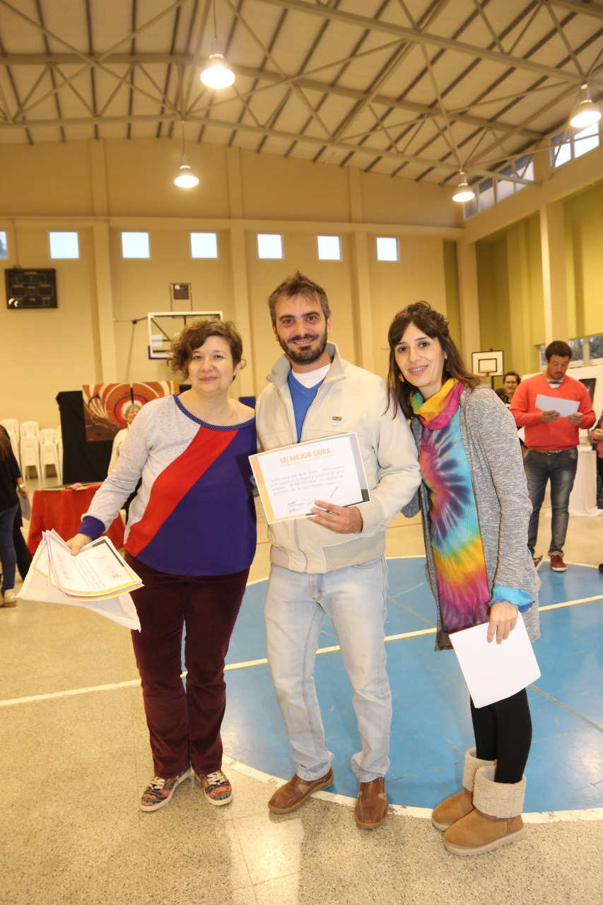 7f8409ac-d091-4616-8a01-512e1e789ba3