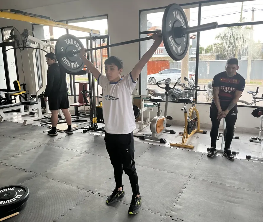 chicos gimnasio4 (FILEminimizer)