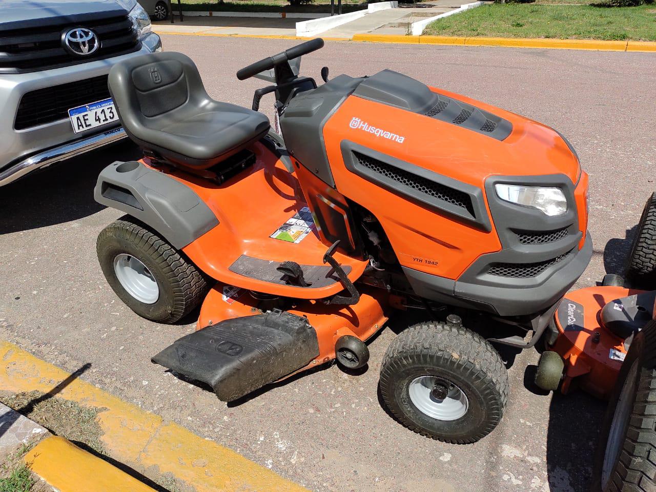 70b773be-6b3c-4ec3-aee4-59d95c00d0a3