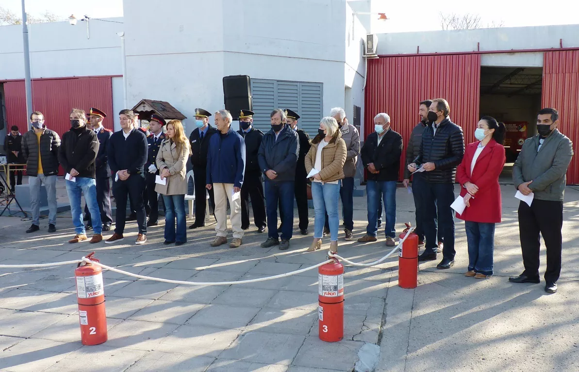 BOMBEROS 3 (FILEminimizer)