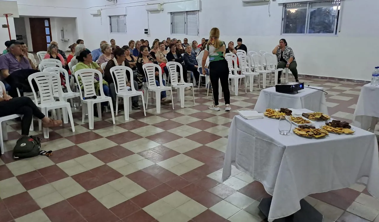 f6a0678b-f223-4d06-b3c5-a00686ac5fc8