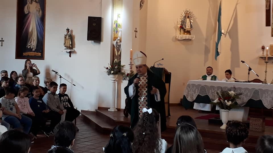 70270661_2669023843109271_2335112425356918784_n