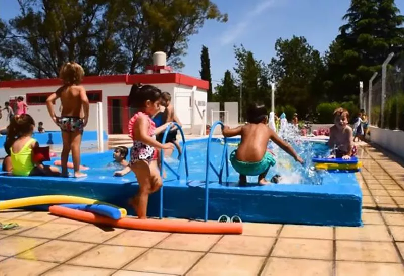 f03dd5ef-6cdb-46fb-ab4d-a1a7360145e1