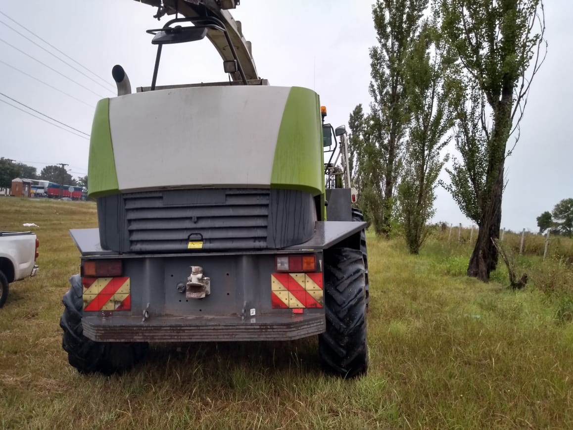 caa3e5a4-8023-4db7-855e-78e3a9268340