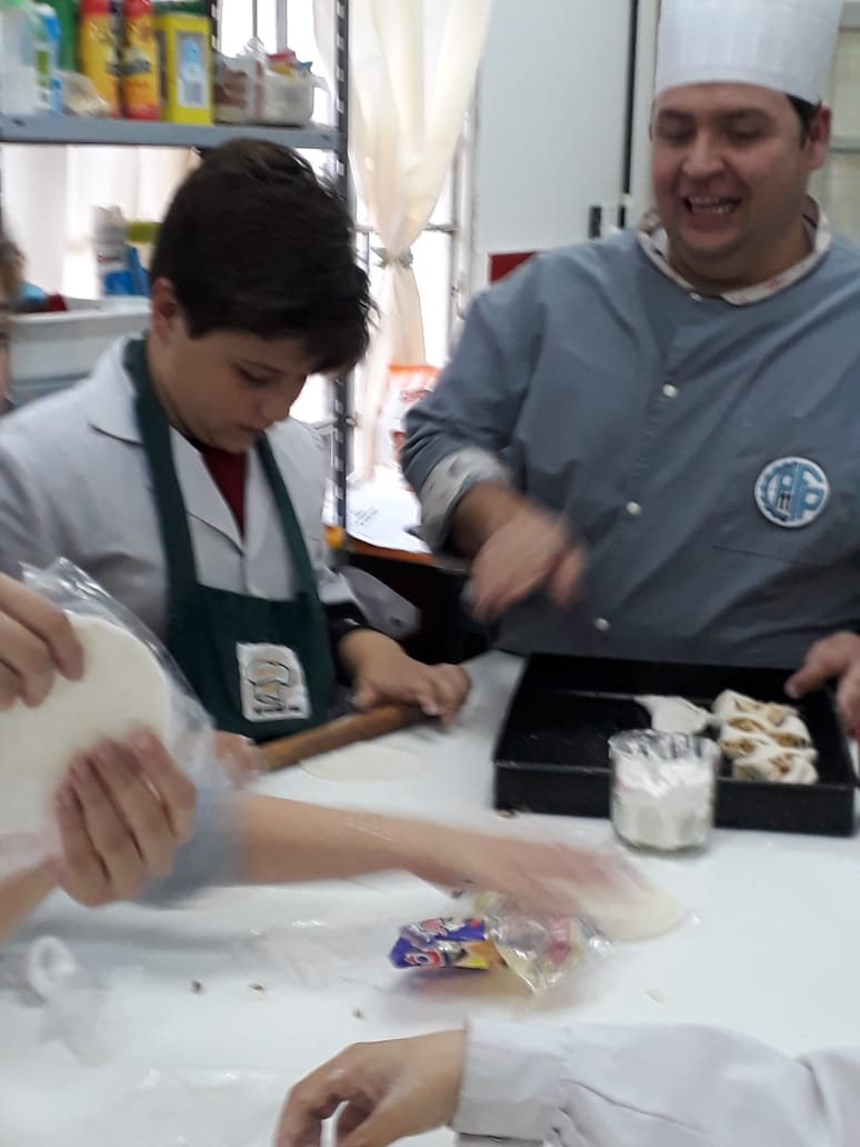 2f5aeab6-ef00-4513-8118-bd336d283414