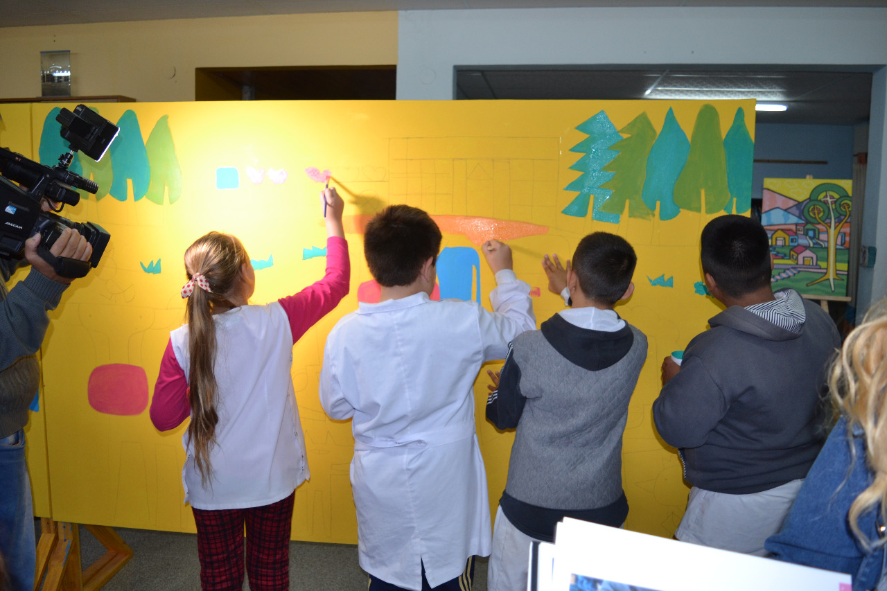 a65cd772-a9d1-454a-ad43-984d44675a5d