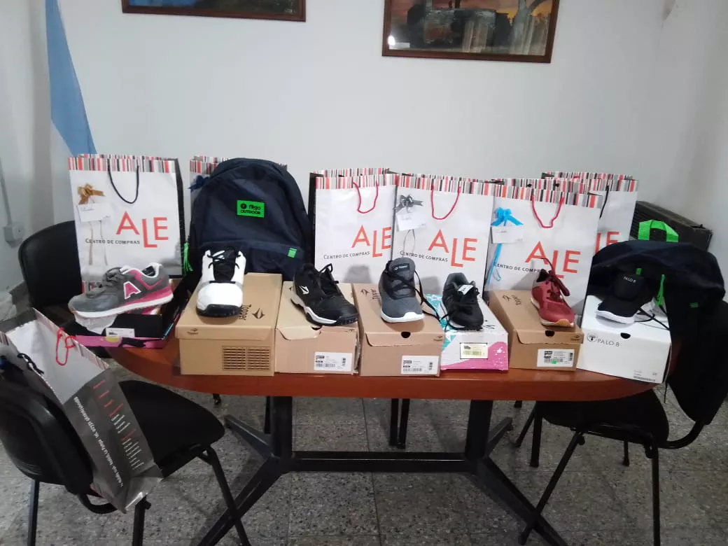 36f4bb4b-0467-471c-9a81-e37532b73a4e