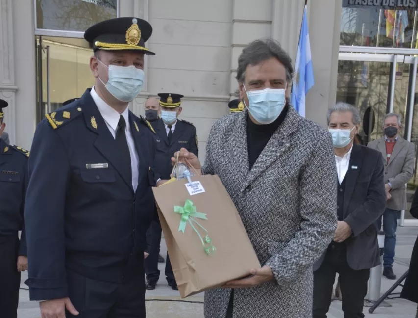 15cca219-befa-4b15-bfa7-b4204768a289