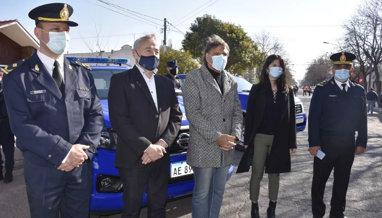 913fd3f6-9313-4b01-9ffc-3cbd55d2c25e