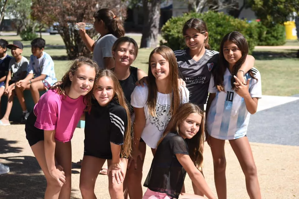 325523125_413416577629352_4693431457059950748_n